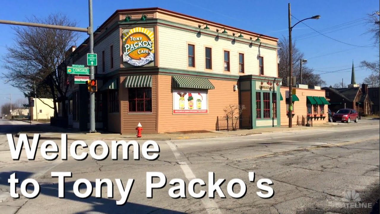 A Postcard from the Field: Tony Packo's Cafe | Dateline NBC dennis murphy nbc