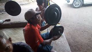 Download Lagu cara pukul gong Sumba Timur dalam acara kematian MP3
