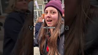 Spasite Me I Dalje Igram Kolo Š Ča