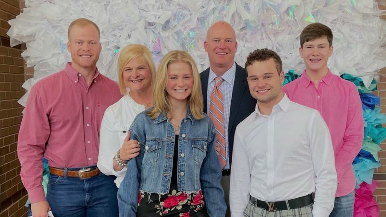 Darci Lynne Siblings and Parents (Family Members) - YouTube