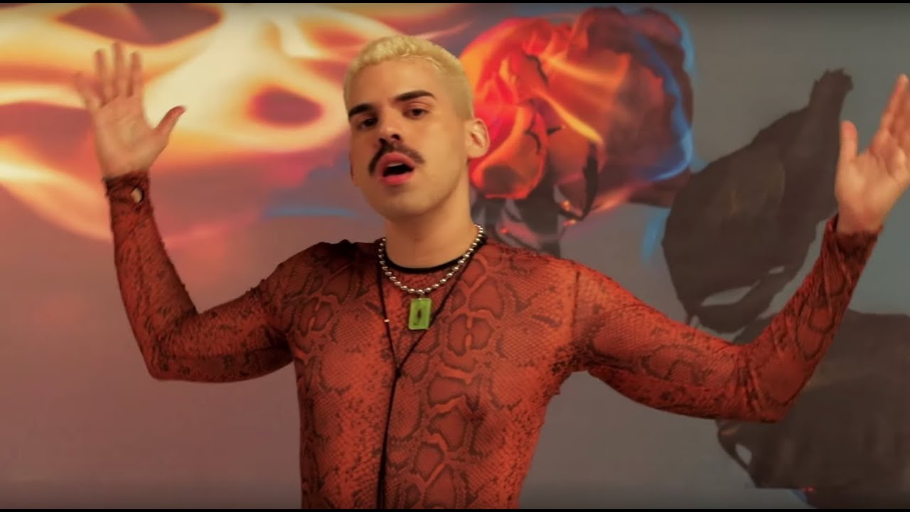 在 YouTube 上观看 Mateus Carrilho - Então Vem (VideoClipe Oficial)