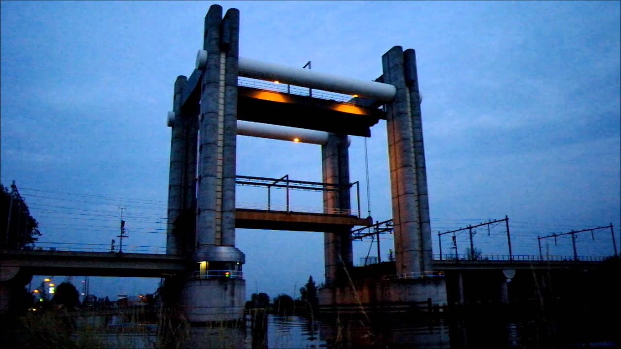 Gouwespoorbruggen, Hefbrug Gouda