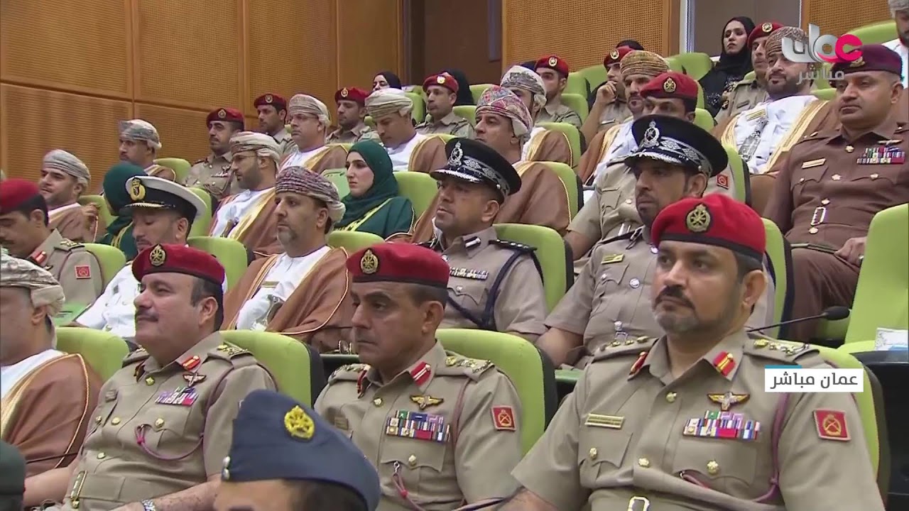 تسجيل لحفل تخريج الدورة الثالثة عشرة لكلية الدفاع الوطني.