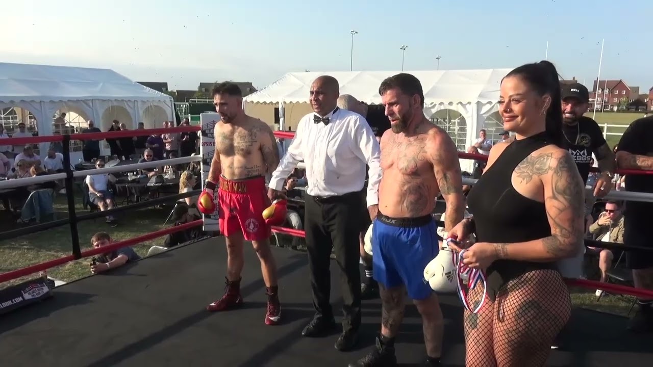 The Colosseum Bout 9 Joe Howard Vs Rikki Wyatt