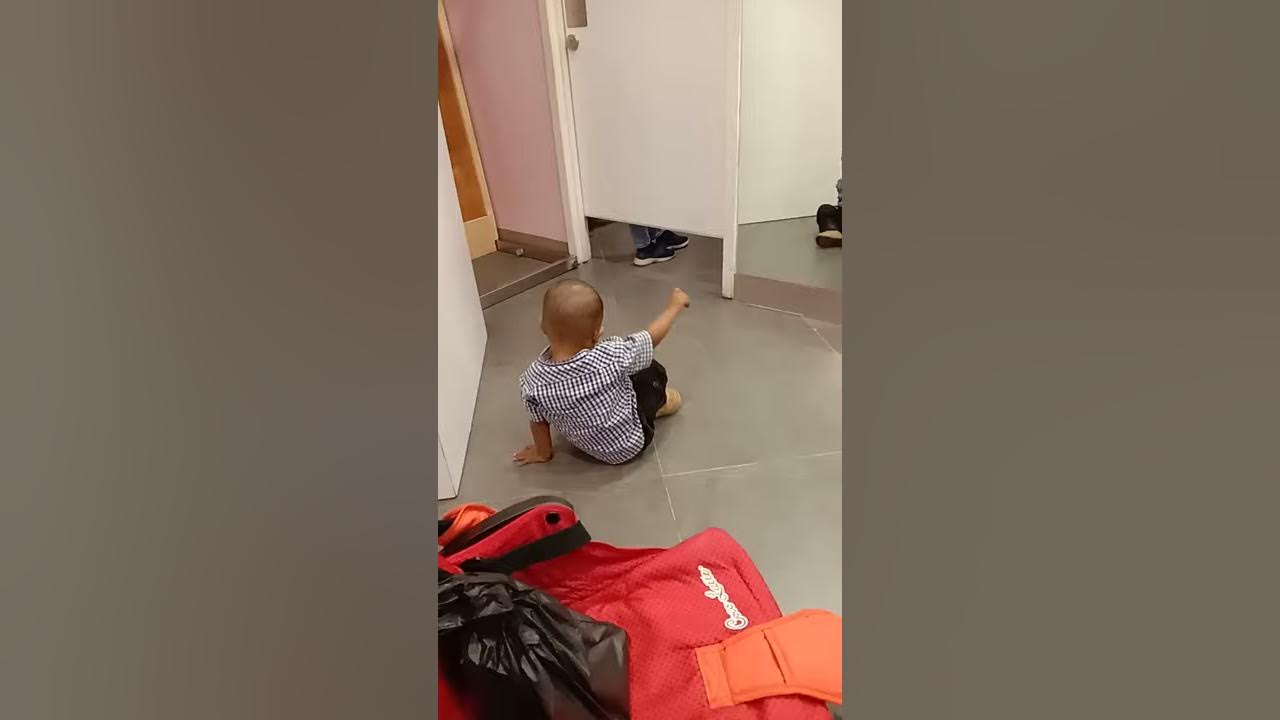 Tuyul ngintip cewek ganti baju di Mall - YouTube