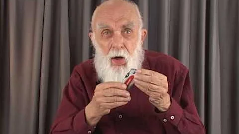 James Randi Speaks: The Compass Trick