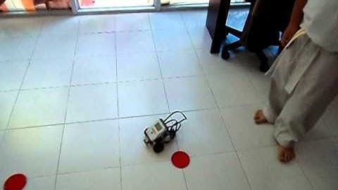 Curve Turn with Lego Mindstorms Nxt