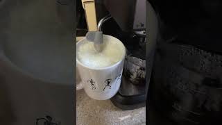 I dont go to starbis no i be making my lattes at home now... #Shorts #airplane.spotterlax
