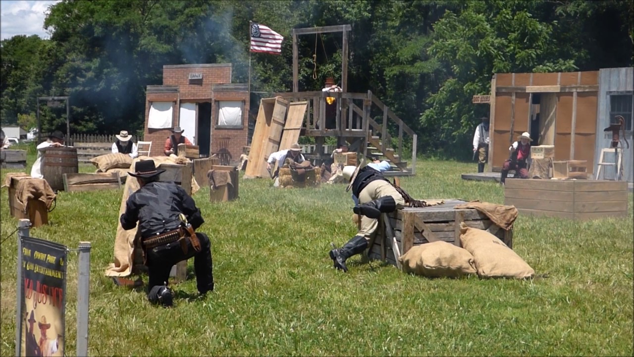 Wild west shootout - YouTube