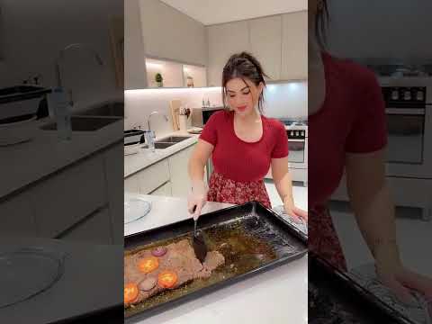 عائلة عصام ونور دياب قاعدين عالسفرة عم ناكل ونتخانق مع الولاد ليخلصو صحنهم
