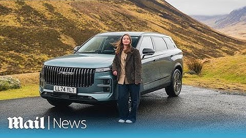 Freda Lewis-Stempel test drives the new Chinese Jaecoo 7 SHS vehicle - a bargain Range Rover rival?
