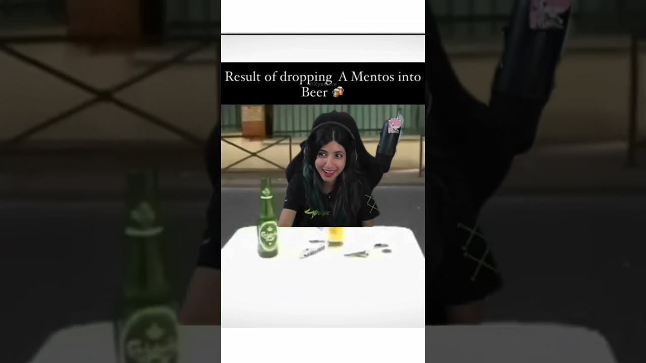 Reacting to discord memes🤣