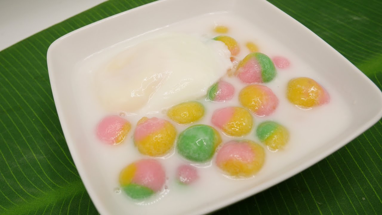 Glutinous Rice Balls in Coconut Milk (Bua Loy) Rainbow Glutinous Rice