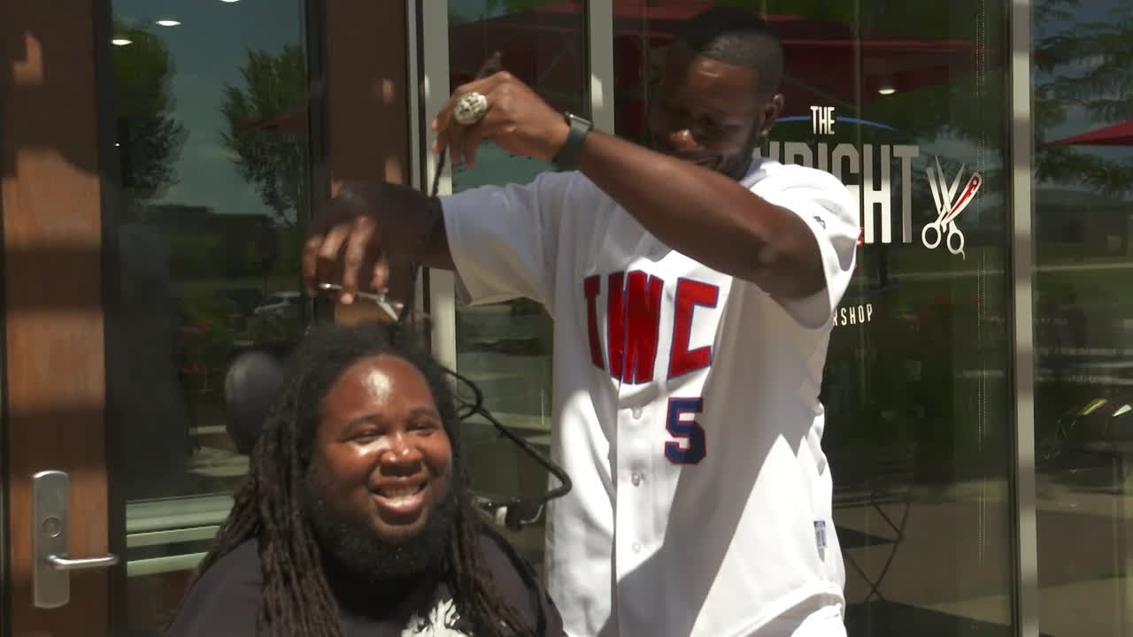 .@RVisionRU: @EricLeGrand52 Visits @Tim_Wright81 at The Wright Cut