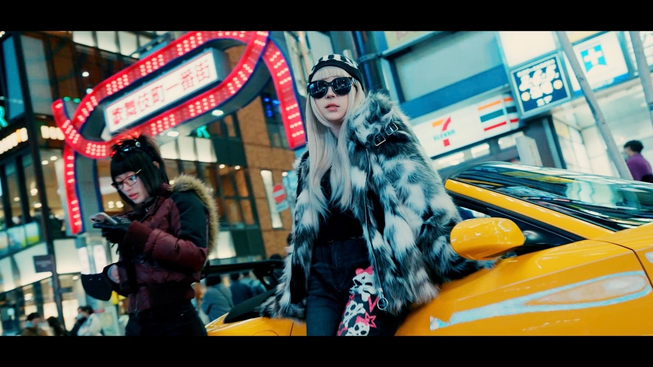 tonosama wasabii - Erika Sawajirii feat. Яu-a (Official Music Video) auf YouTube ansehen tonosama wasabii - Erika Sawajirii feat. Яu-a (Official Music Video) auf YouTube ansehen