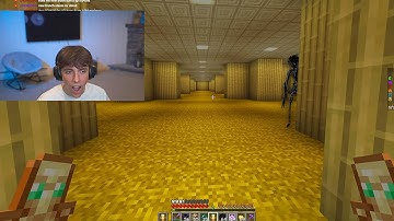Entering The Backrooms in Minecraft