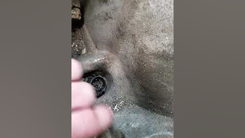 Video 2 of 3 what is the difference of  a 47re and 47rh what one do you have?