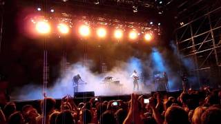 Editors - Bullets (Live Italia Wave Love Festival, Livorno 2010)