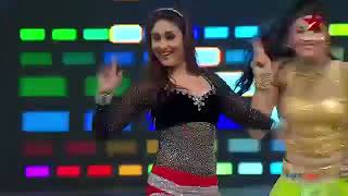 Kareena performing at Big star Awards Entertainment 2013,