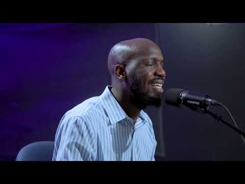 Naona Pendo kubwa Mno (Nyimbo za Wokovu 124) By Alexis NKomezi