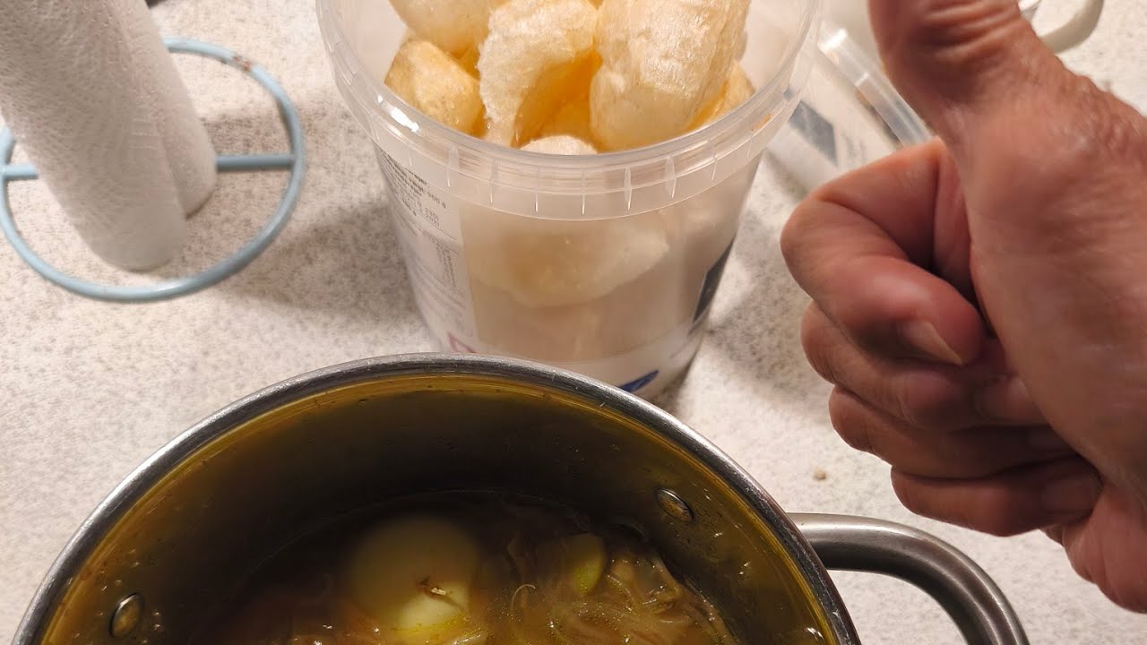 Soto dan kerupuk rambak di Denmark 