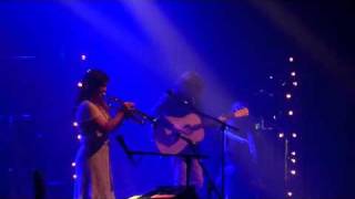 Angus And Julia Stone - Babylon -- Live At Koninklijk Circus Brussel 02-05-2011