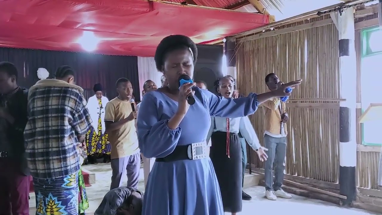 Nashangazwaa na rehema zako 