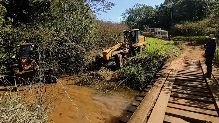 A PONTE NÃO DEU LARGURA PRA XCMG,AI TEVE QUE PASSAR PELO DESVIO,