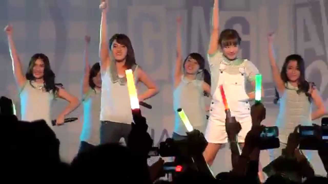Fancam Jkt48 Boku Wa Ganbaru At Gingham Check Hs Festival 141004 Youtube