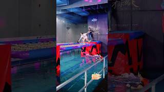 $10,000 Splash 💸 Crazy Girl Lost It All On A Tiny Water Bump