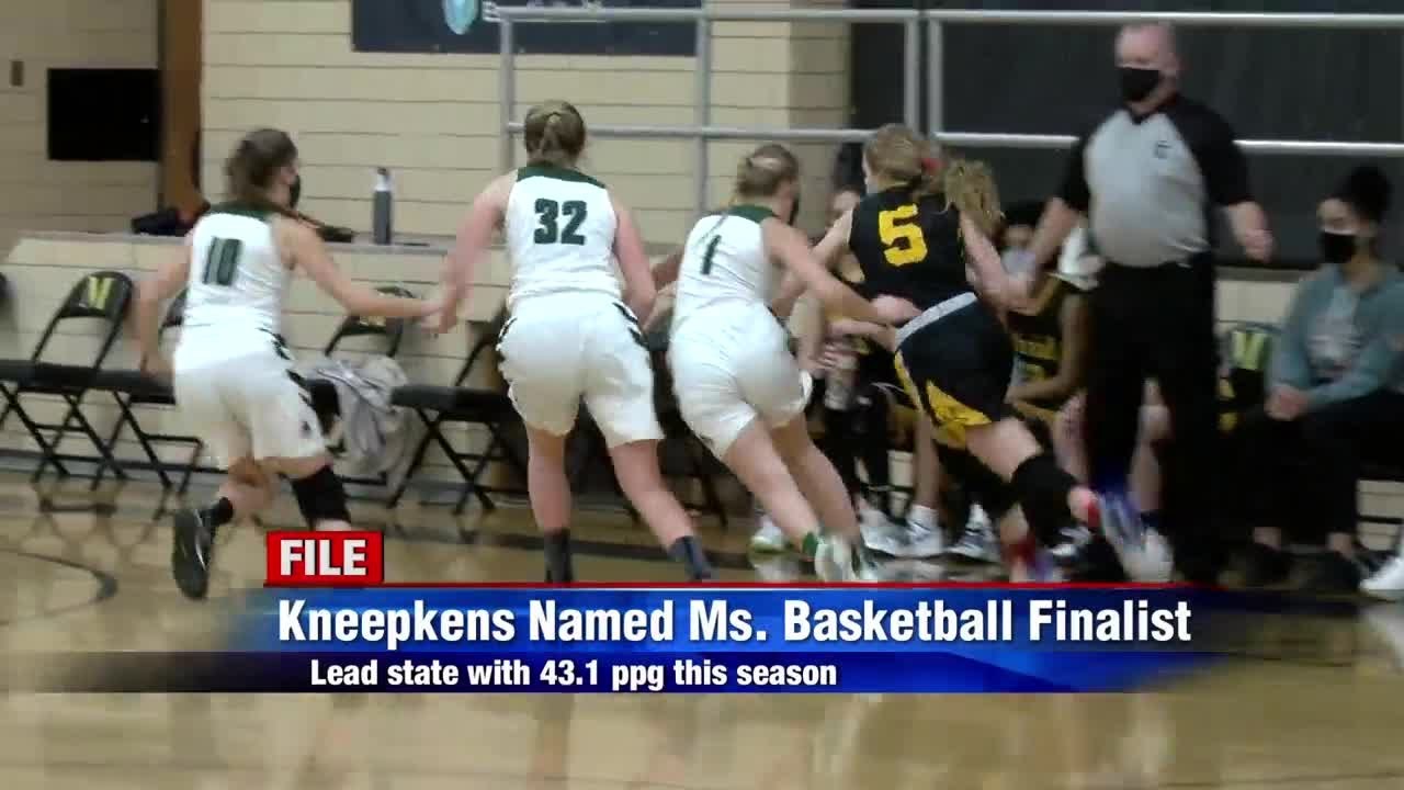 Gianna Kneepkens named top-five finalist for Ms. Basketball award