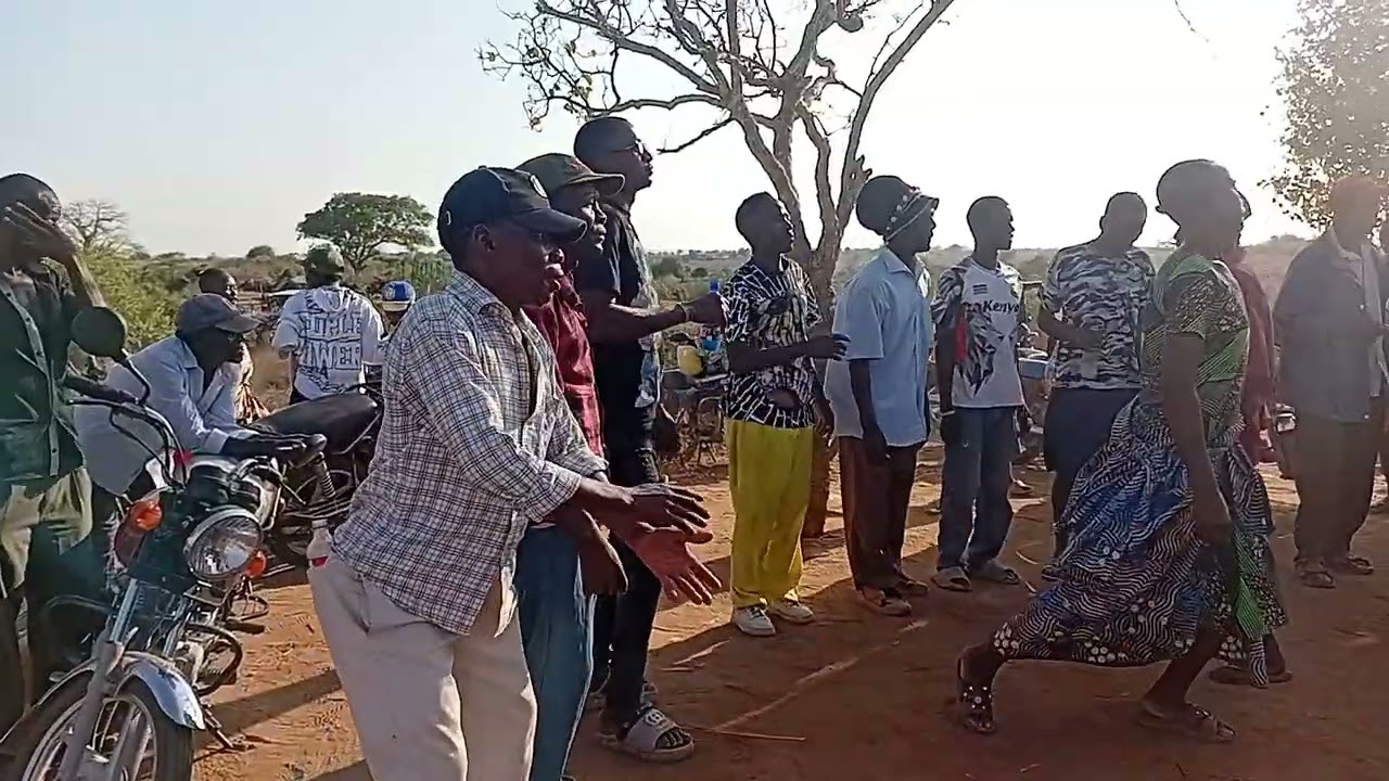 MAUTUH  GANA  GUNGA  LOLA MWENYE  NAMATSOGO  MUHENZWI