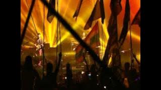 Coldplay What a Wonderful World / Fix you Glastonbruy 2011