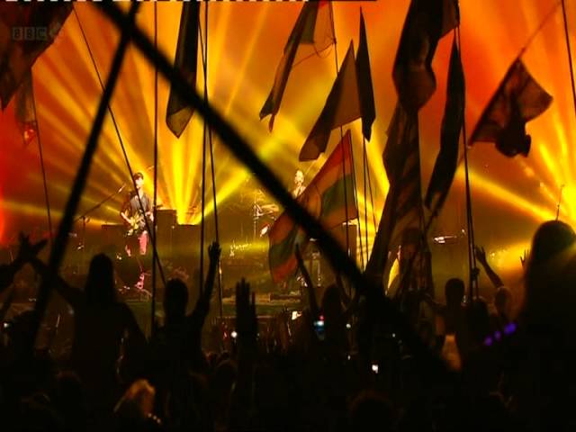 Coldplay What a Wonderful World / Fix you Glastonbruy 2011 class=