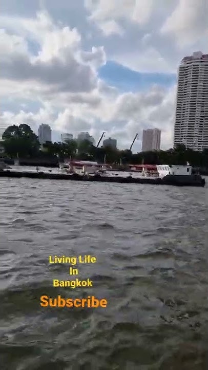 free-boat-from-saphan-taksin-to-asiatique-may-2022-bangkok-thailand
