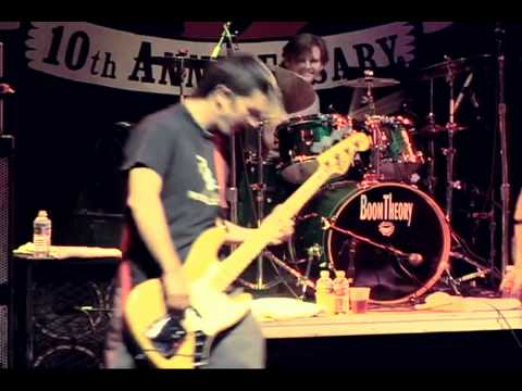 Dance Hall Crashers - "Lost Again" (Live - 2005) - Kung Fu Records