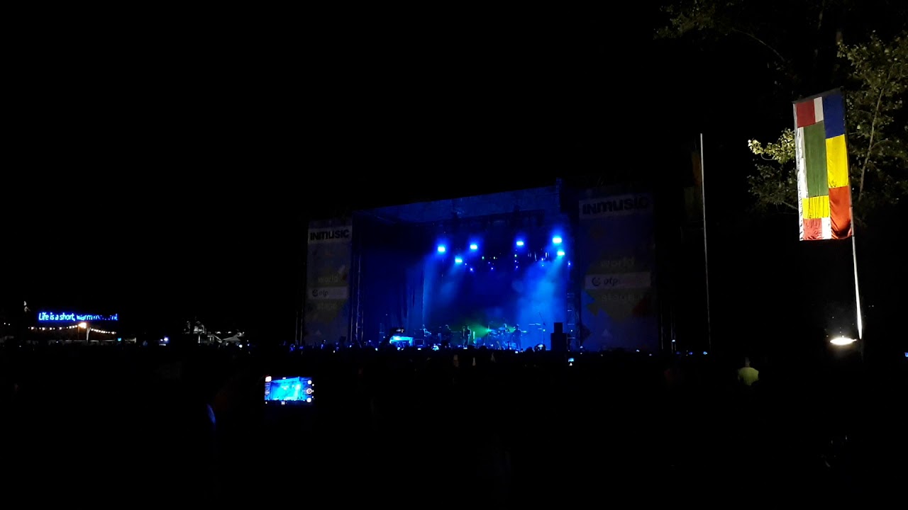 Johnny Marr - How soon is now live INmusic festival