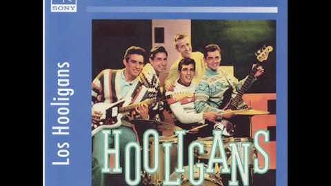 Los Hooligans - En Media De Una Isla