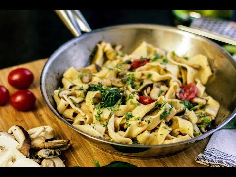 Vídeo: Tagliatelle Com Cogumelos - Uma Receita Passo A Passo Com Uma Foto