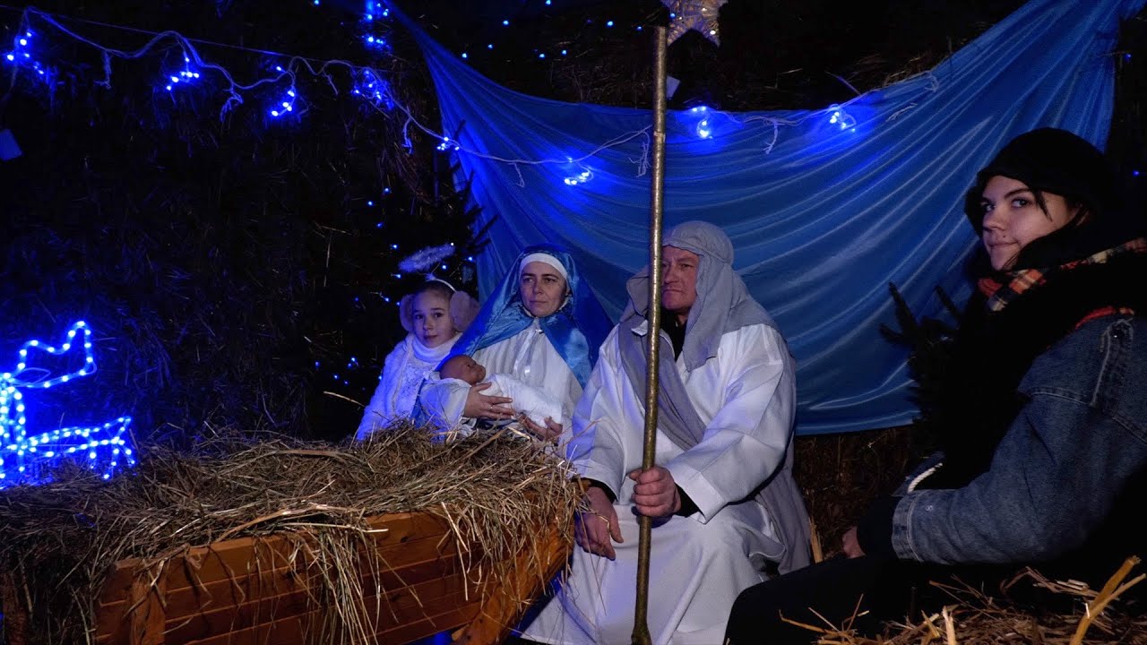 Szopka Bożonarodzeniowa z Żywymi Zwierzętami