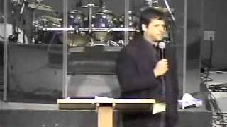 Ed Kalnins describes Palins relationship to his church