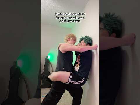 Deku’s like 👀 #mhacosplay #bakudeku #mha #cosplay #bnha #bakugou #deku #mhacosplay #bnhacosplay