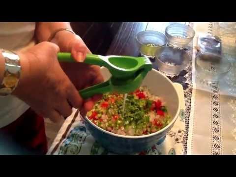 How to make awesomely AUTHENTIC Mexican Guacamole ;)