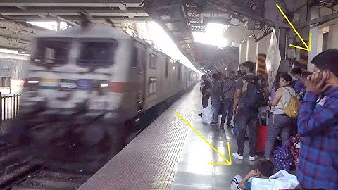 22221 Csmt Nzm Push Pull Rajdhani Express Panicks Dadar Crowd With Deadly Speed & Tracksounds !!!!!!