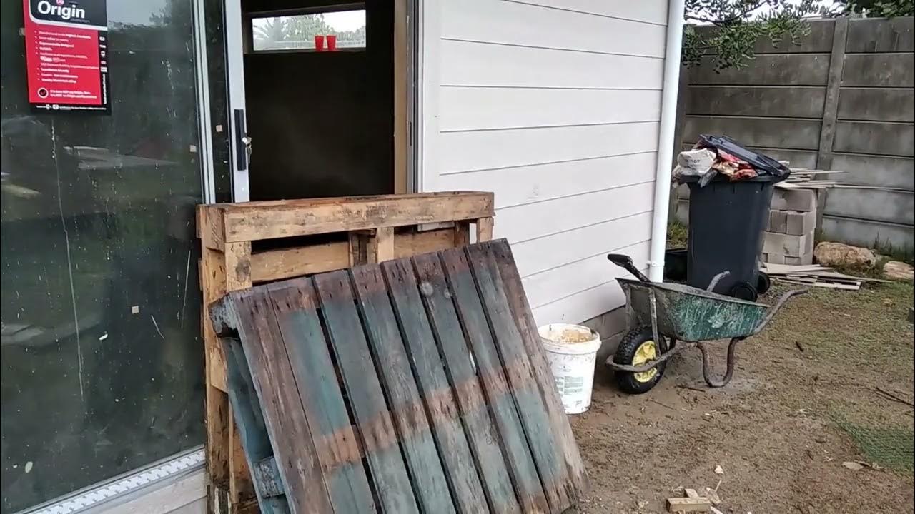 Nutec Home Build Dywalling, skimming and screed of floor YouTube