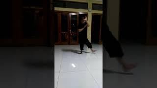 Download Lagu Gadjah Putih   Belajar Ibingan Bah Endang Janta 1 MP3