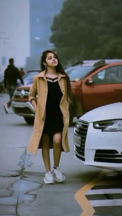 leh ra ke tu rub ru ageya girl baste style and cute smile one time watch,,,, love 🎶 status