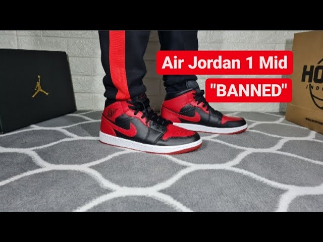 air jordan 1 banned on feet