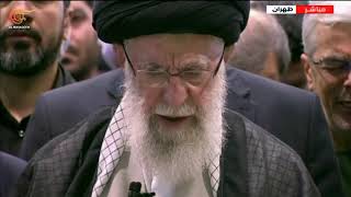 السيد علي خامنئي يؤمّ صلاة الجنازة على الشهداء رئيسي ورفاقه في طهران