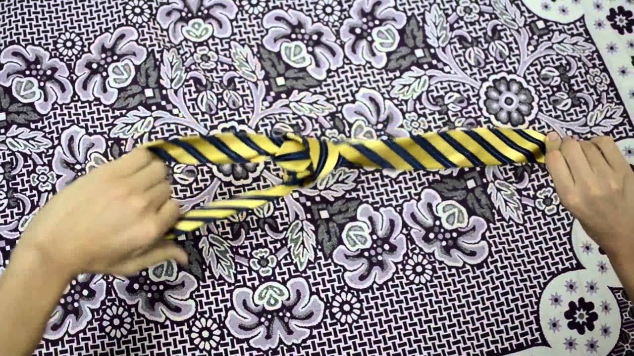 How to tie a tie easily (EXPLAINED Step by Step) - YouTube